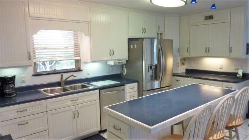 Sherry's Cove By Jekyll Realty
