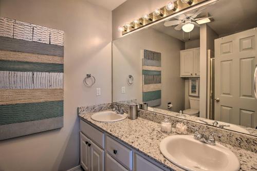 Idyllic Family Getaway With Grand Lake Access!