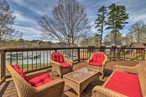 Lakefront Eatonton House With Dock Near Boat Ramp!