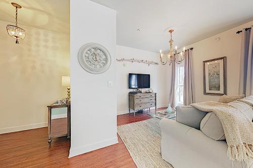 Apartamento Driftwood Studio - Steps To Pools, Hot Tub & Beach Condo