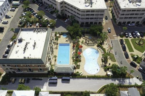 Apartamento Driftwood Studio - Steps To Pools, Hot Tub & Beach Condo