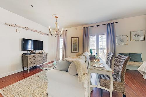 Apartamento Driftwood Studio - Steps To Pools, Hot Tub & Beach Condo