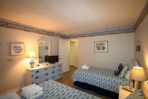 143 John Fripp Villa - Three Bedroom Villa