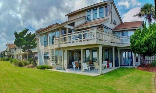 143 John Fripp Villa - Three Bedroom Villa