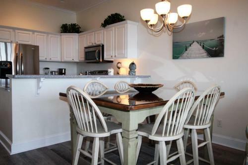 27 Quarterdeck - Three Bedroom House