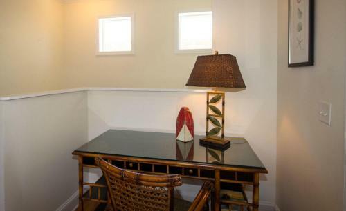 27 Quarterdeck - Three Bedroom House