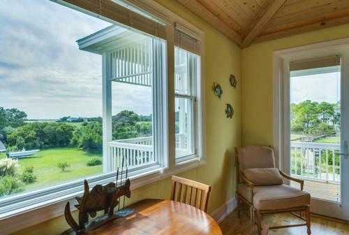 449 Tarpon - Five Bedroom House