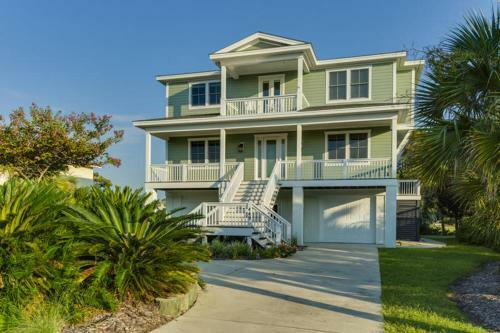 449 Tarpon - Five Bedroom House