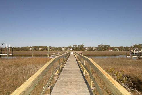 475 Tarpon Boulevard - Four Bedroom House