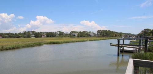 475 Tarpon Boulevard - Four Bedroom House