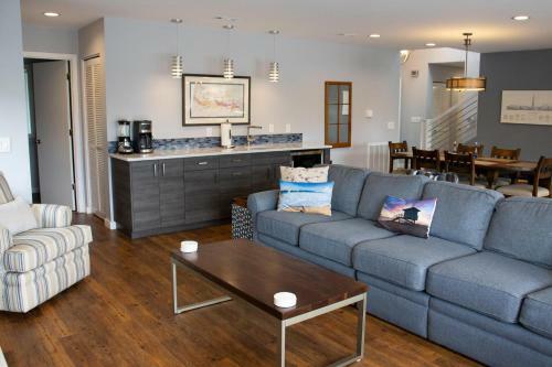743 Marlin Drive - Five Bedroom House