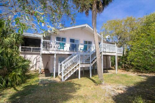 601 Dolphin Road - Five Bedroom House