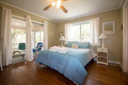 601 Dolphin Road - Five Bedroom House