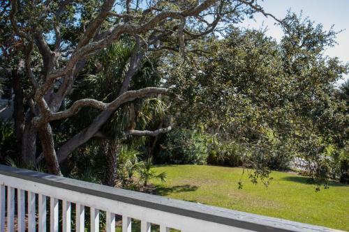 101 Ocean Point Drive - Six Bedroom House