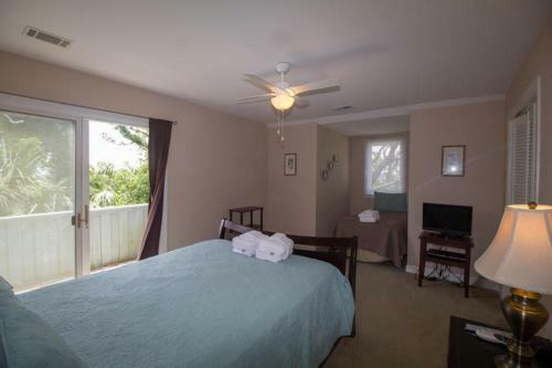 101 Ocean Point Drive - Six Bedroom House