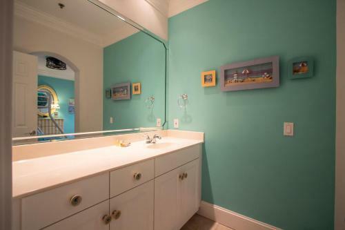 756 Marlin Drive - Five Bedroom House