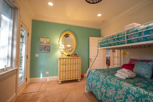 756 Marlin Drive - Five Bedroom House