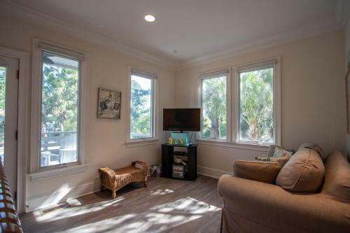 756 Marlin Drive - Five Bedroom House