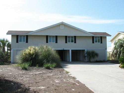 470 Tarpon - Five Bedroom House