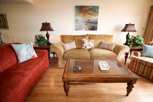 643 New Haven - Three Bedroom Villa
