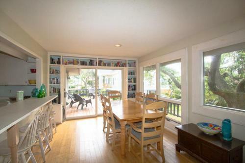 613 Dolphin Annex - Five Bedroom House