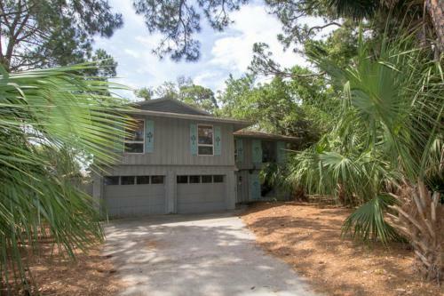 613 Dolphin Annex - Five Bedroom House