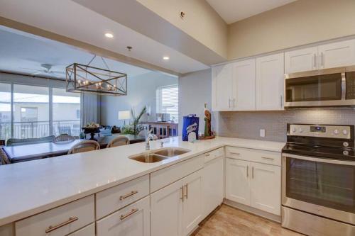 High Pointe Condos