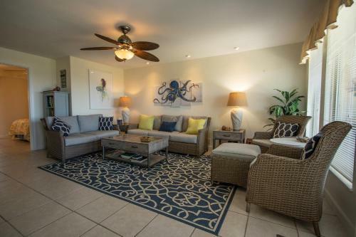 137 Captain John Fripp Villa