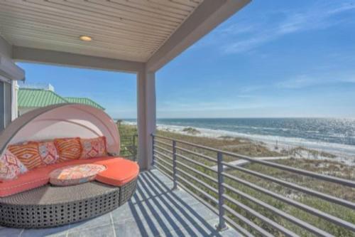 The House On The Blue Shore By Pristine Properties