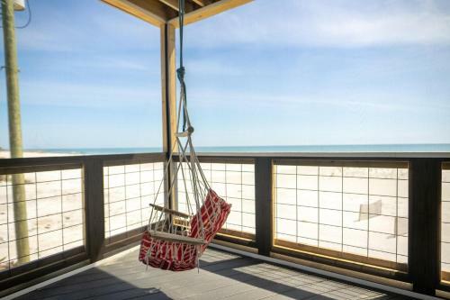 Sippin' By The Sea By Pristine Properties