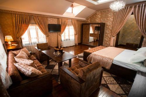 Caravan Castle Boutique Hotel