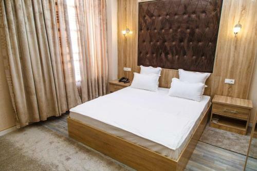Hotel Shedevr Plaza