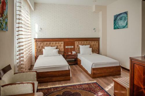 Hotel Shedevr Plaza