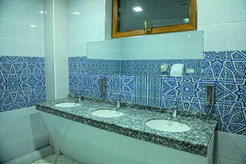 Manija Hostel