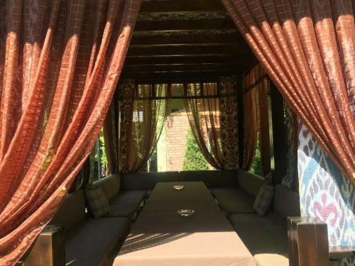 Hostal Green House Eco Hotel
