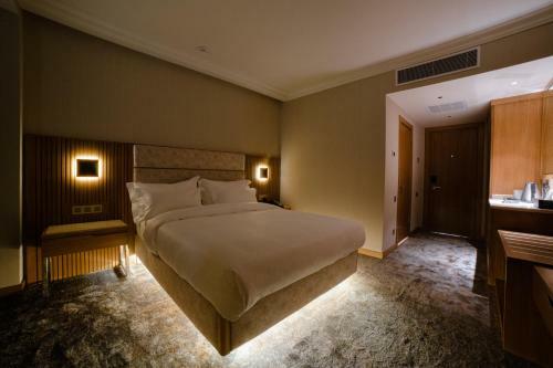 Frankfort Hotel And Spa