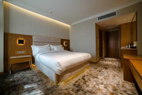 Frankfort Hotel And Spa