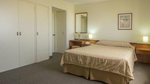 Hotel Cristina Suites