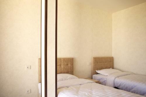 Hotel Friday