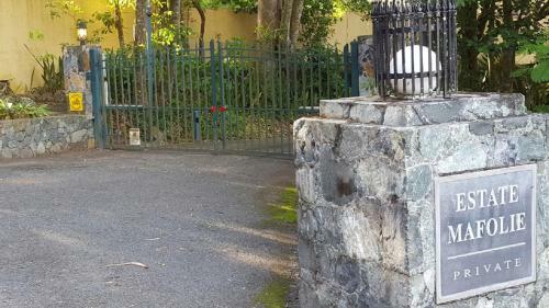 The Cottage At Villa Indigo