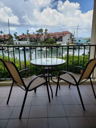 Apartamento Sapphire Village Condos