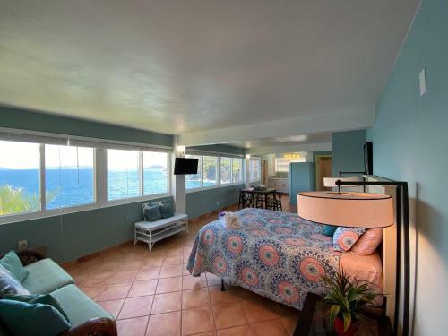 Hostal The Breeze-a Boutique Villa Experience