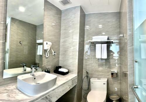 Mansion Park Hotel & Apartment