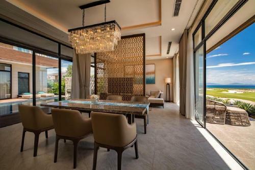 Hotel Wyndham Grand Kn Paradise Cam Ranh