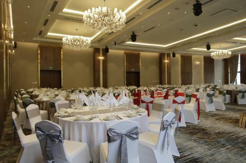 Hotel Wyndham Grand Kn Paradise Cam Ranh