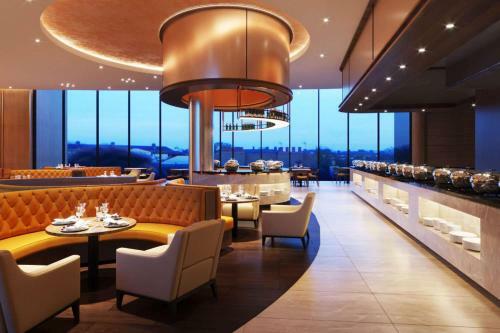 Hotel Wyndham Grand Kn Paradise Cam Ranh