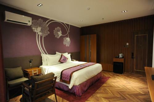 B.o.b Hotel Signature