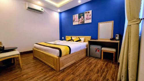 Ho�ng Gia Hotel C�n ??o