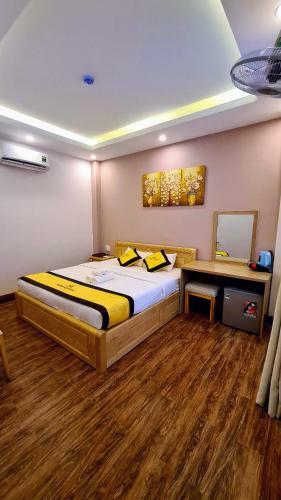 Ho�ng Gia Hotel C�n ??o
