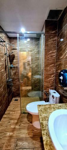 Ho�ng Gia Hotel C�n ??o